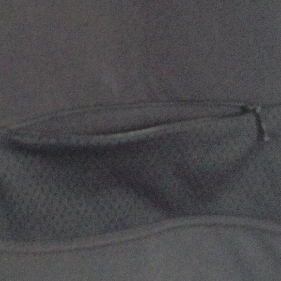 Roots Active Sleeveless Workout Top, Sz. M - Picture 7 of 10